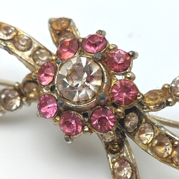 Pink Rhinestone Vintage Brooch - Picture 7 of 10